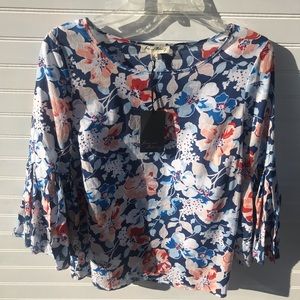 Jane and Delancey Bell Sleeve Floral Top NWT!